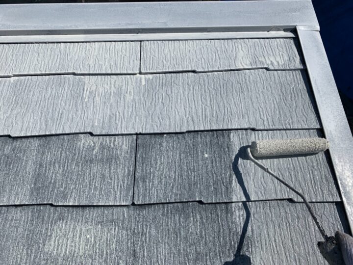 屋根塗装/下塗り２回目