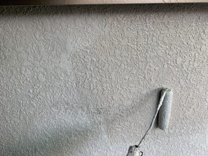 外壁塗装/下塗り1回目
