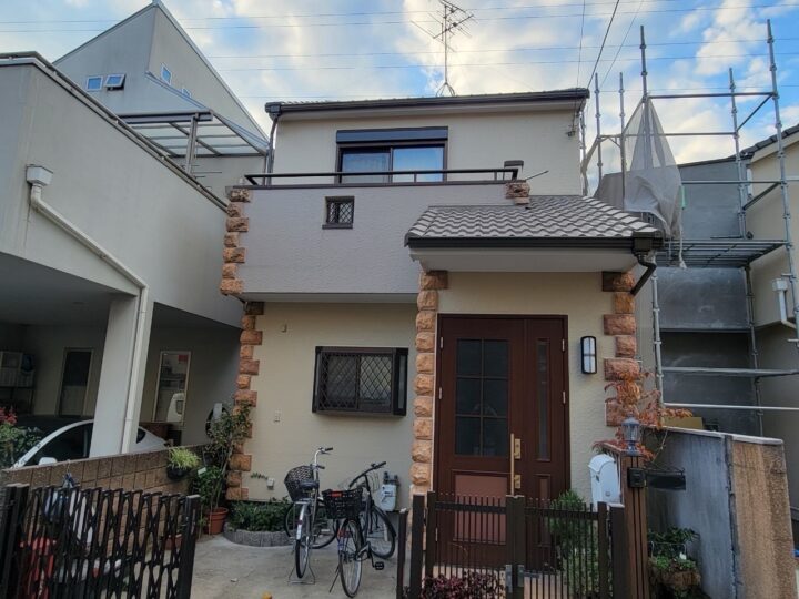バルコニーにアクセントをつけました🎶