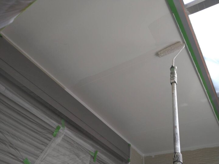 軒天塗装/中塗り