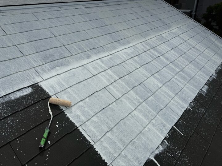 屋根塗装/下塗り1回目