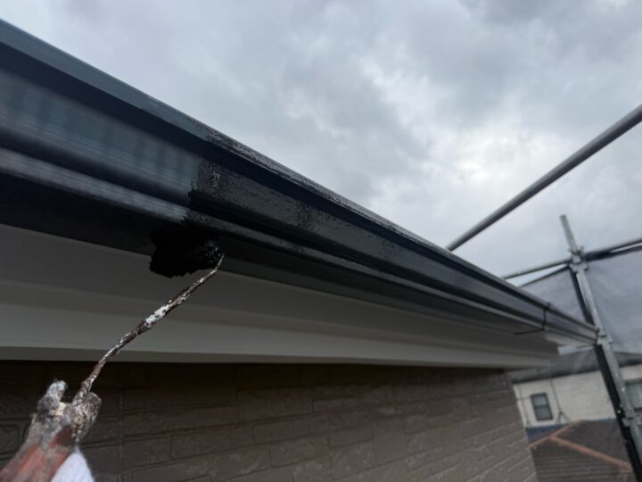 横樋塗装/中塗り