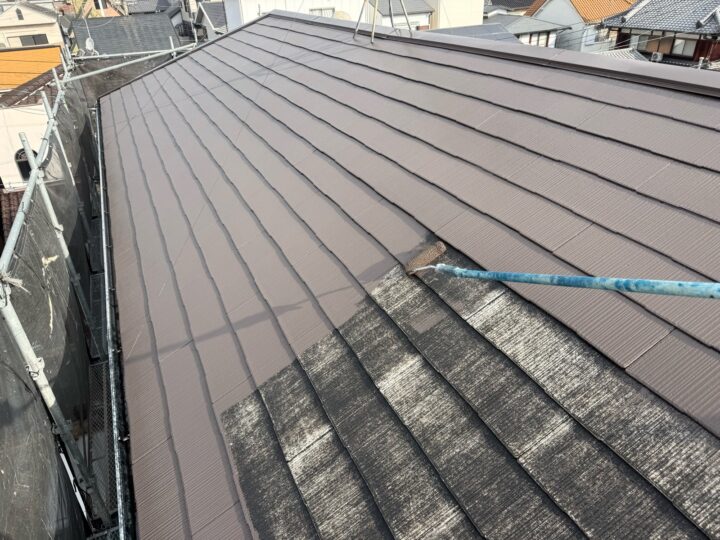屋根塗装/中塗り